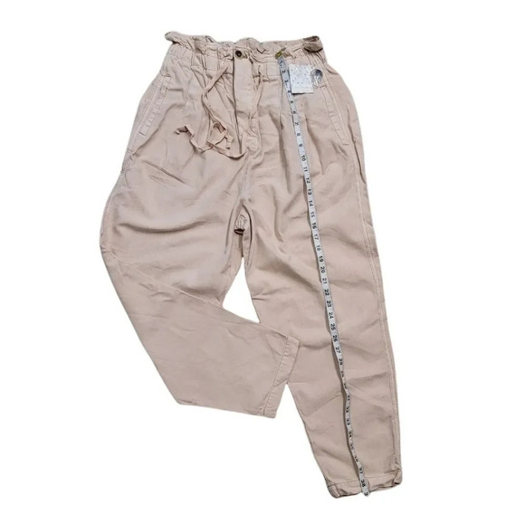 Free People Margate Pleated Trousers in Misty Rose - Picture 8 of 11